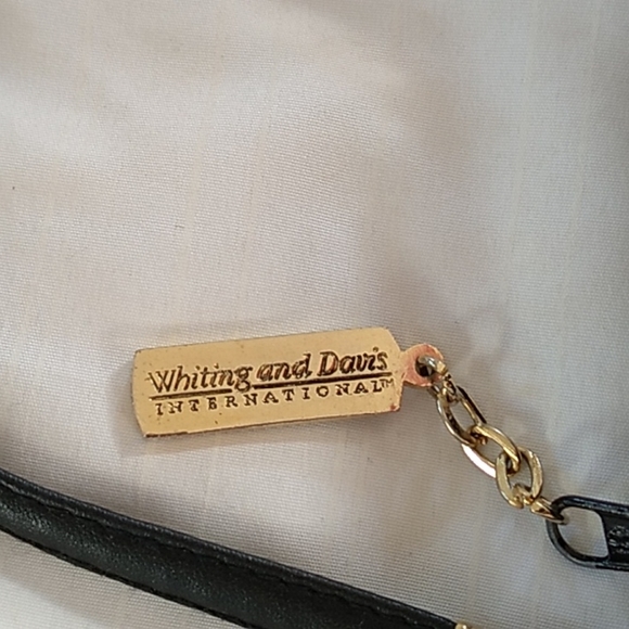 Whiting and Davis chain-mesh purse - Picture 5 of 6